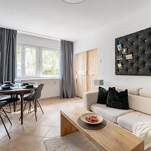 Niceone Number 5 - W Samym Centrum! Wrocław
